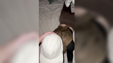 Amateur Bellaraee Gets Her Pussy Creampied After Sex