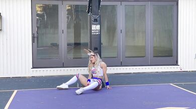 Hottie Livvalittle Gets Fucked In Her Lola Bunny Cosplay