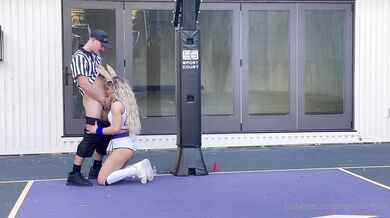 Hottie Livvalittle Gets Fucked In Her Lola Bunny Cosplay