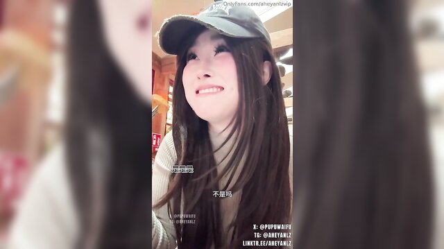 PupuWaifu Gets Fucked In The Car After Dating