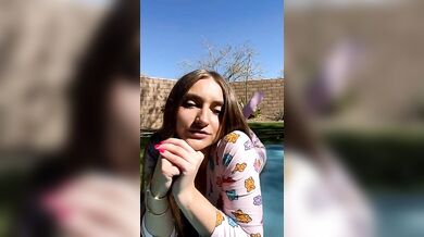 Skylar Mae Gets Fucked Her Naked Body Outdoors