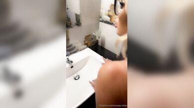 Saray Robles Blowjobs And Fucks In Bathroom Sex Tape