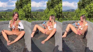 AubreyAddison Masturbates In An Outdoor Bathtub