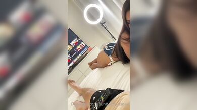 Mia Falls Gives Hot Footjob Before Getting Fucked