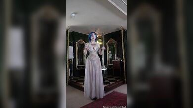 Blue Haired Lyra Crow Strips Naked To Show Her Curvy Body