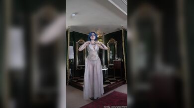 Blue Haired Lyra Crow Strips Naked To Show Her Curvy Body