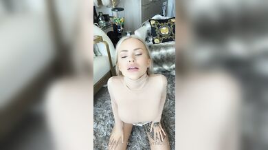 Horny Layna Boo Rides A Fuck Machine On The Floor