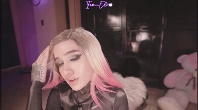 Black Spider Gwen Iam_Eli1 Dildo Makes Her Pussy Wet