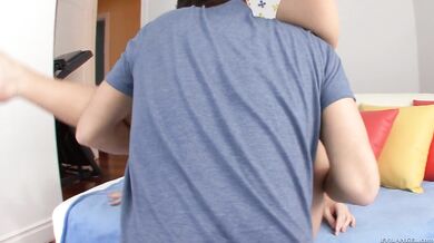 Busty MILF Jayden Jaymes