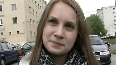 Squirting amateur from the street