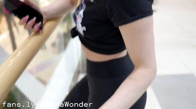 Fucking in a mall dressing room