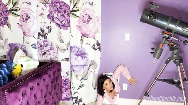 Stepmother stucked in hole!