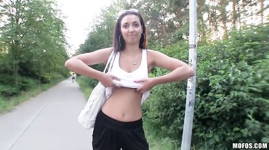 Casey Jordan cheats on her boyfriend