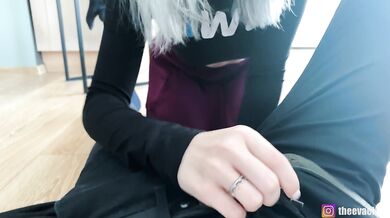 Eva Elfie fucks in front of her boyfriend!