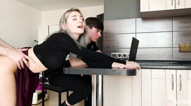 Eva Elfie fucks in front of her boyfriend!