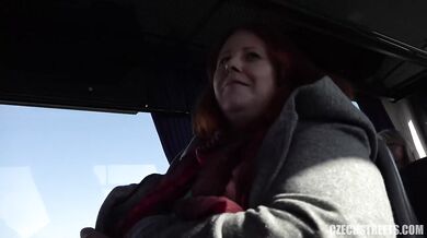 Czech Streets 139 - Šukanie v autobuse s amatérskou MILF!
