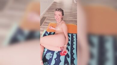 Horny Amateur Bougie_Bb Pleases Her Ass With Her Dildo