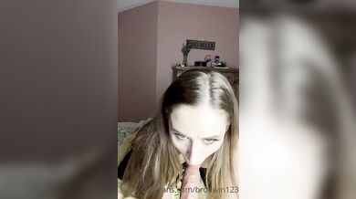 Bronwin Aurora Fills Her Ass And Pussy With Toys