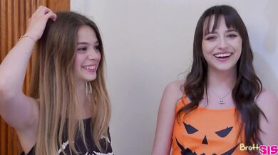 Lana Smalls And Molly Little Get Fucked In Hot Threesome