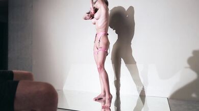 Anna Ralphs Shows Her Pussy For A Photoshoot