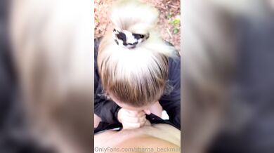 Blonde Thesashaxo Gives A Deep Outdoor Blowjob