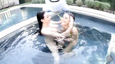 Angela White Eats Gabbie Carter's Pussy In The Pool