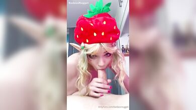 Teen Cute Babe BadAssNugget Gives Sloppy Blowjob