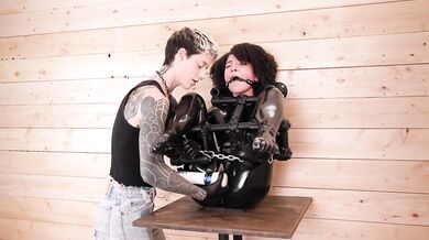 Cam Damage Ties Up Shweetnlow And Toys Her Tight Pussy