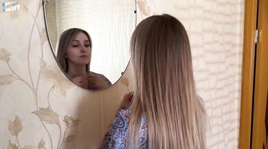 Stepmom Alina Rai Takes A Family Therapy Approach From Behind