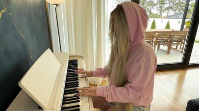 Blonde In A Black Tee Gets Fucked Doggy Style On The Couch