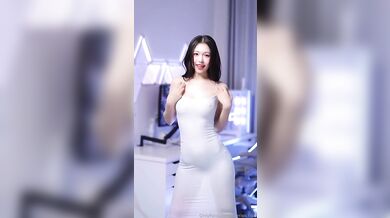 Asian Meriol Chan Shows Off Her Perfect Body