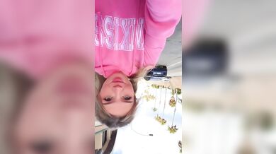 Bougie_Bb's Outdoor Pissing And Fingering