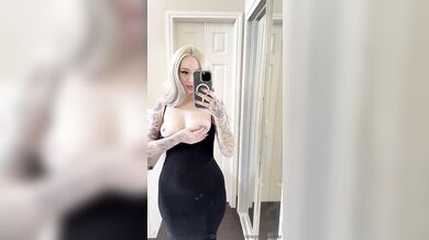 Alegrachan Masturbates With Her Dildo