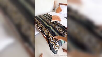Nina Lee Gets Fucked By Gattouz0 On The Bed