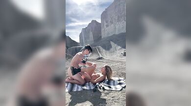 OF Babe Cocoyogi Gets Her Pussy Fucked Outdoors By Her BF