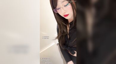 PupuWaifu Gets Fucked In A Public Restroom