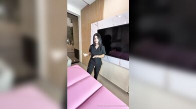 Big Ass Masseuse Michelle Rabbit Gets Fucked By Her Customer