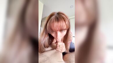 JackieBabiGirl Blowjobs Her Boyfriend's Hard Dick