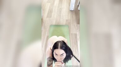 Onlyfan Brunette Madeleineroseex Receives CIM After Sex