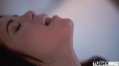 Alina Lopez Gets Her Tight Asshole Stretched
