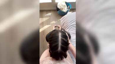 Dark Haired Babe Flowerbrat Gets Her Tight Asshole Rammed