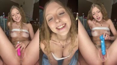 Horny OF Babe Crazie Kitten Plays With Her Sex Toys