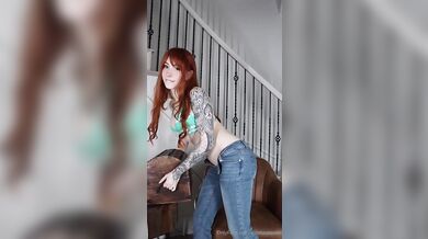 Tattooed Redhead Amateur Elise Laurenne Rides Her Dildo As Nami