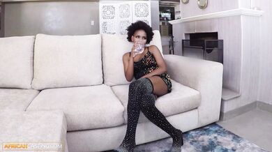 I Kept This Ebony MILF Moaning Through The Interview