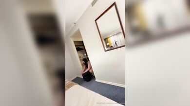 Black Haired OF Babe Cosmicstella Films A Sex Tape In The Hotel