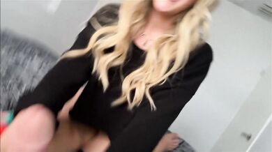 Stepsister SavvySuxx Gets A Pretty Nice Facial