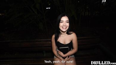 How To Pick Up Girls At Night