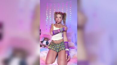 Blonde Teen Bougie_Bb Masturbates With Her Vibrator