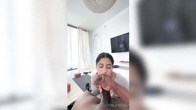 QueenNeedy Gets A Cumshot On Face After A Yoga Fuck