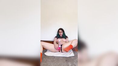 BaileyEilish Cums Thanks To Her Dildo And Vibrator